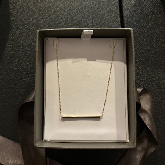 Jewelry - Elegant Micheal hill 10kt Gold Bar Necklace